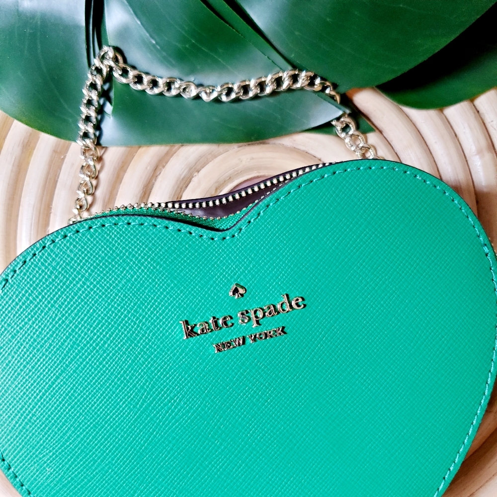 🆕 Mini heart loveshack love crossbody kate spade green bean gold bag small - Picture 2 of 5
